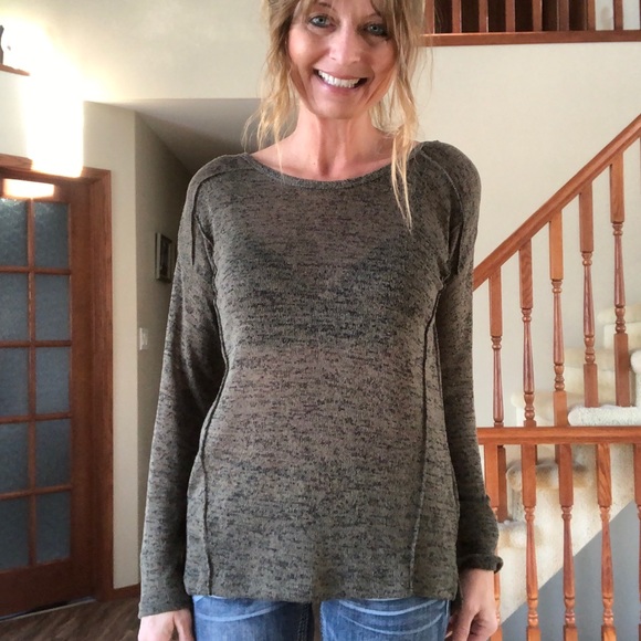 3/$25 - M&S Collection khaki green/black top - Picture 10 of 12